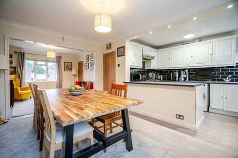 3 bedroom semi-detached house for sale, Newton Road, Bletchley, Milton Keynes, MK3