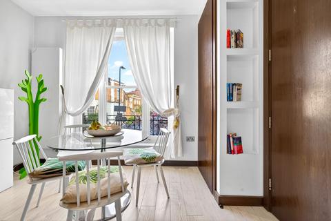 2 bedroom flat for sale, Albion Drive, London E8