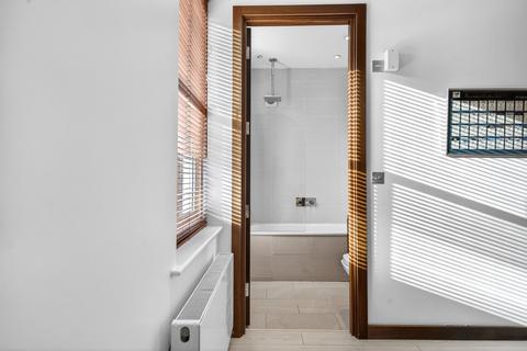 2 bedroom flat for sale, Albion Drive, London E8