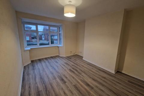2 bedroom end of terrace house to rent, Balkwell Avenue, North Shields NE29