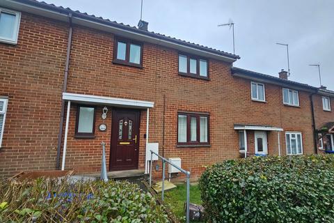 Broadmead Avenue, Spinney Hill, NN3 2RP