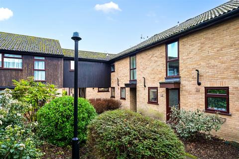 undefined, Maple Close, Guildford GU12