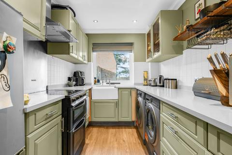1 bedroom flat for sale, Kestrel Court, Ware SG12