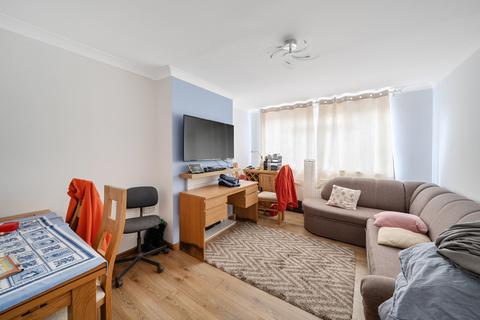 3 bedroom semi-detached house for sale, Craigweil Drive, Stanmore, Middlesex