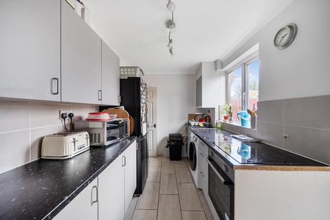 3 bedroom semi-detached house for sale, Craigweil Drive, Stanmore, Middlesex