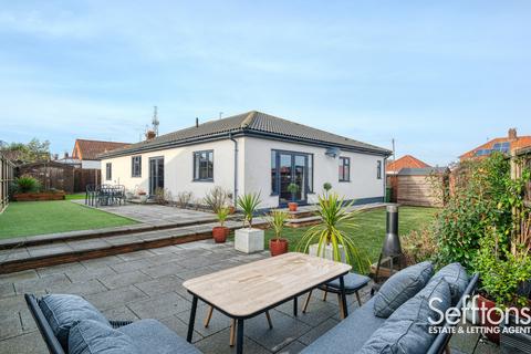 4 bedroom bungalow for sale, St. Williams Way, Norwich, Norfolk