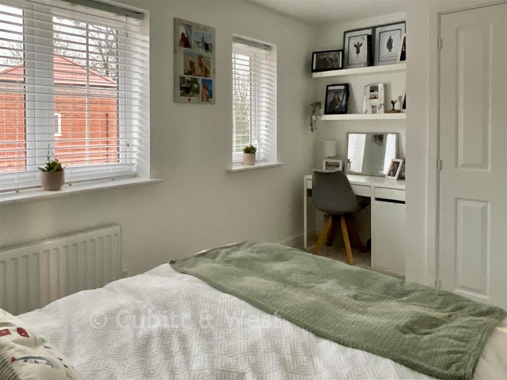 Bedroom Desk