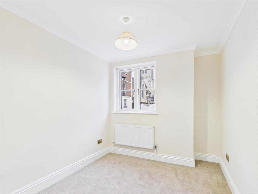 Bedroom 2.jpg
