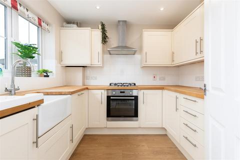 2 bedroom terraced house for sale, Astwick Road, Stotfold, SG5 4AT