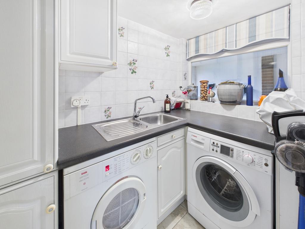 Cam04789 g0 pr0020 still014