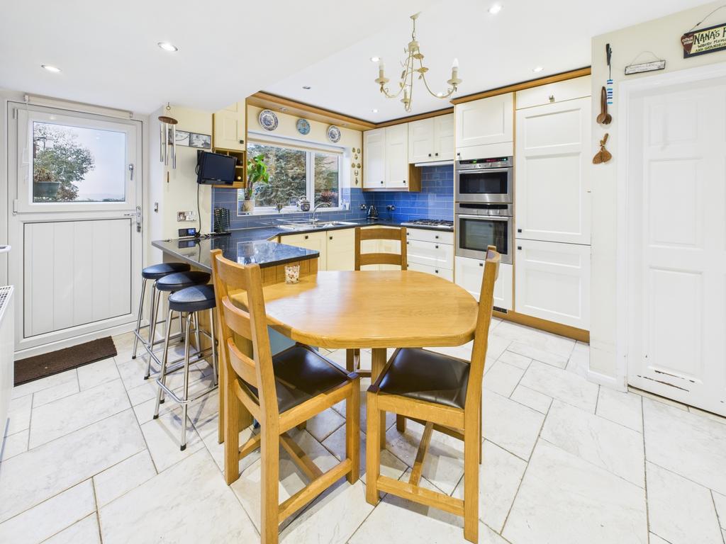 Cam04789 g0 pr0020 still011