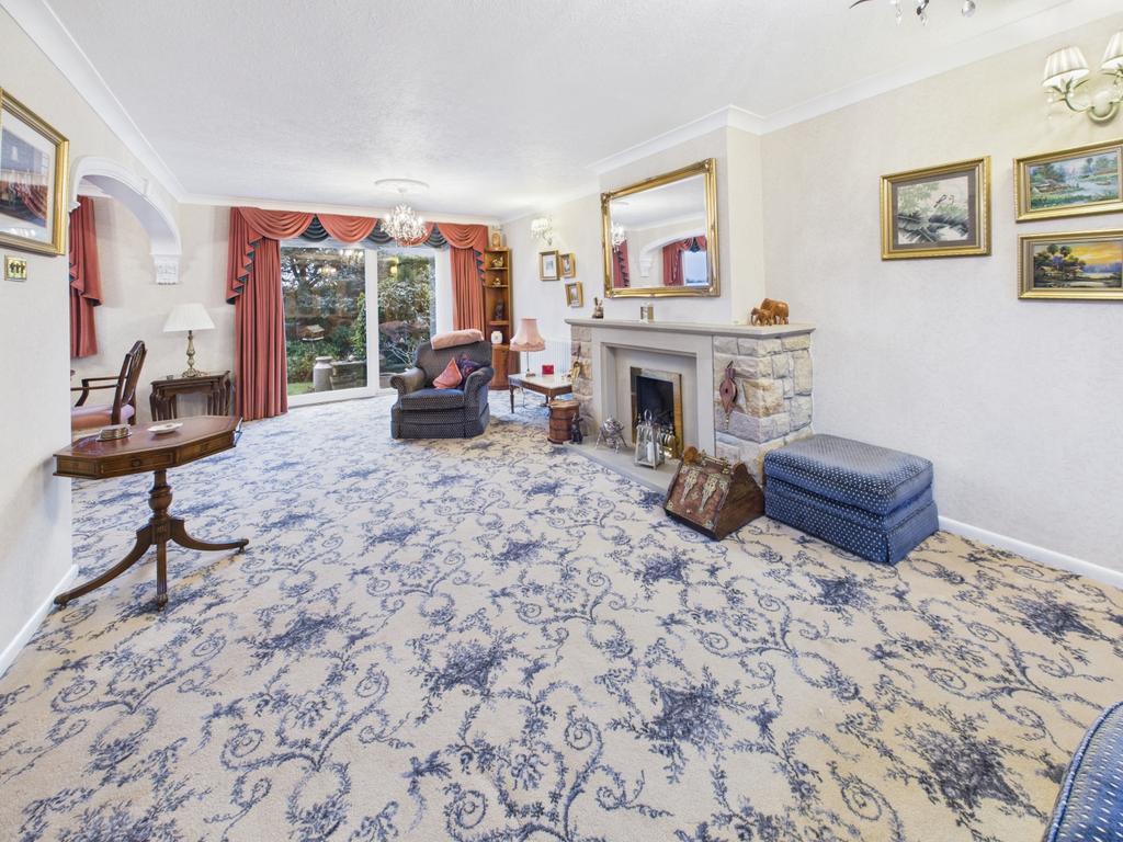 Cam04789 g0 pr0020 still021