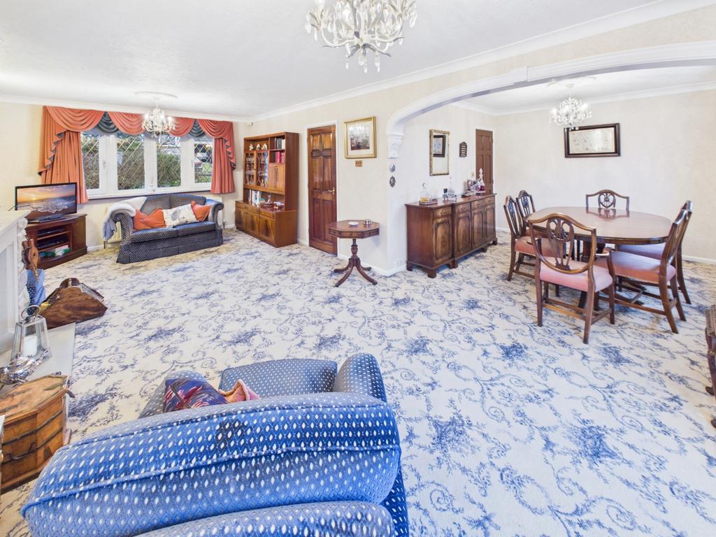 Cam04789 g0 pr0020 still018