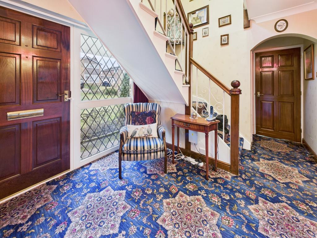 Cam04789 g0 pr0020 still015