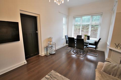 2 bedroom apartment for sale, Crosby, Liverpool L23