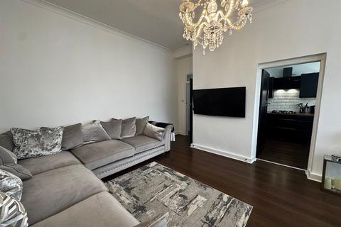 2 bedroom apartment for sale, Crosby, Liverpool L23