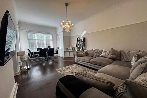 2 bedroom apartment for sale, Crosby, Liverpool L23