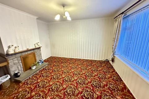 undefined, Bryn Yr Eglwys, Lampeter
