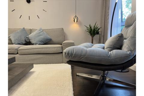 1 bedroom apartment for sale, Saltwell Street, London, E14