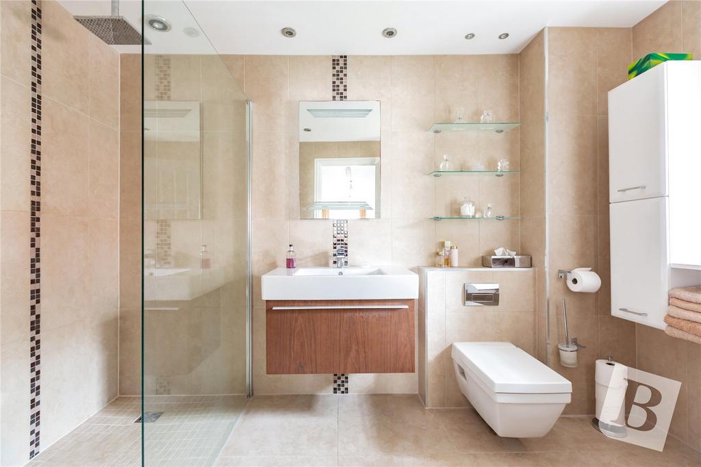 Master En-Suite