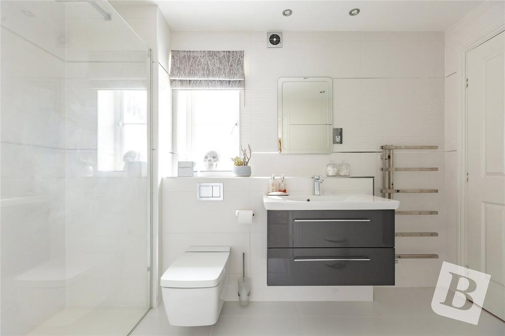 En-Suite 2