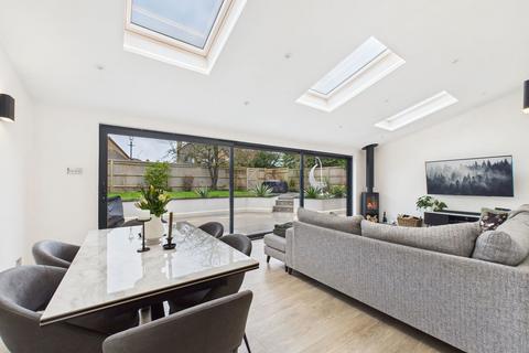 4 bedroom detached house for sale, 28b Haybarn Drive, Horsham RH12