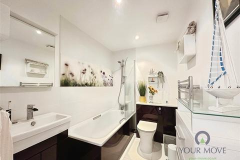 2 bedroom flat for sale, Canary Quay, East Sussex BN23