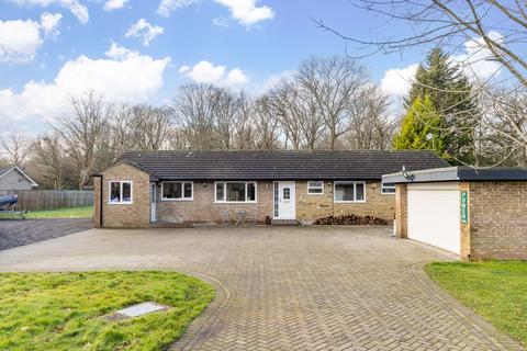 4 bedroom detached bungalow for sale, Redehall Road, Horley RH6