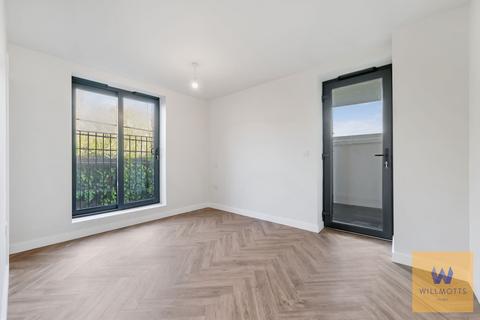 2 bedroom flat to rent, 643 Kingston Road, Raynes Park, SW20