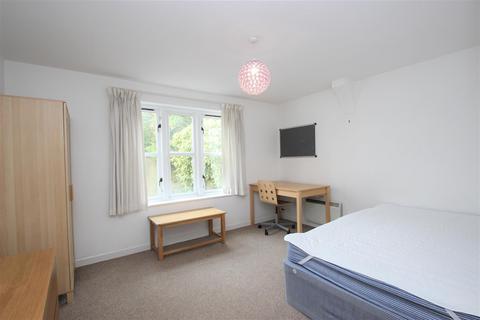 1 bedroom in a house share to rent, Jean Marguerite Court, Brook Street, Oxford