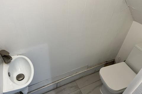 undefined, Fishponds, Bristol BS16