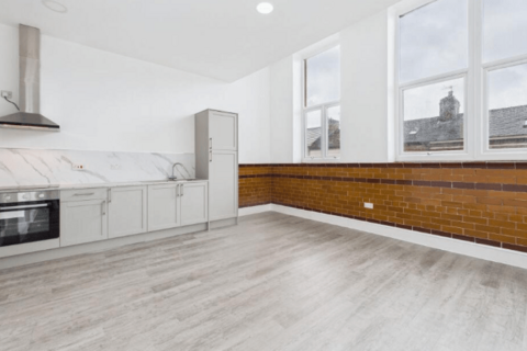 2 bedroom flat to rent, Deals Gateway, SE13