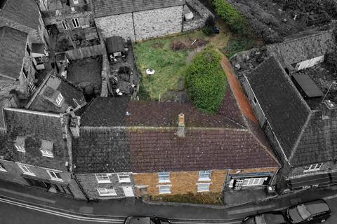 3 bedroom terraced house for sale, High Street, Finedon NN9