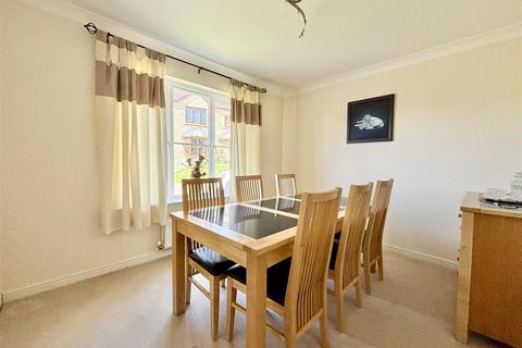 undefined, Seven Acres, Bradford BD13