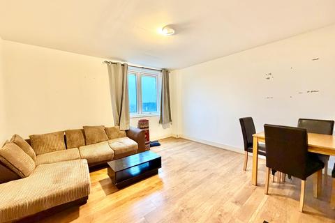1 bedroom flat to rent, Skyline Plaza Apartments, London, E1