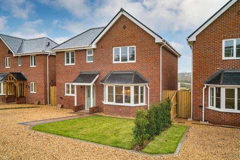 4 bedroom house to rent, Nettlestone Village, Isle of Wight