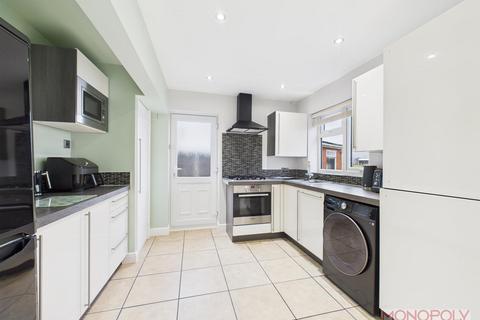 undefined, Ffordd Gryffydd, Llay, Wrexham