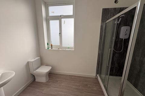 undefined, Flat 1a, Huddersfield Road, Oldham, Lancashire, OL4