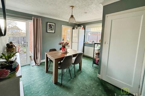 2 bedroom semi-detached house for sale, Quorn Drive, Lincoln LN6
