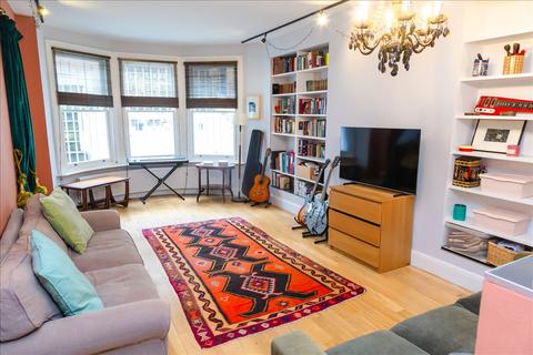 2 bedroom flat for sale, Sinclair Road, Kensington Olympia W14