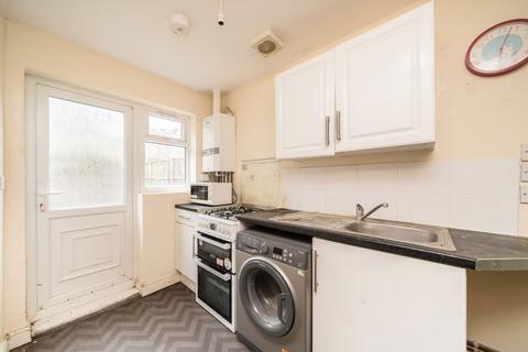4 bedroom terraced house for sale, Rostella Road, London SW17
