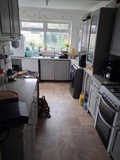 3 bedroom terraced house to rent, Saxon Road, Coventry CV2