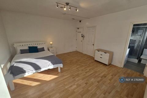 Studio to rent, Pershore Road, Birmingham, B29
