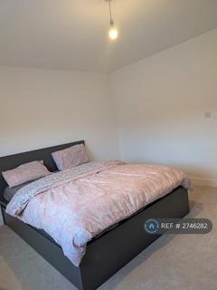1 bedroom in a house share to rent, Hever Lane, Greenhithe, Dartford, DA9