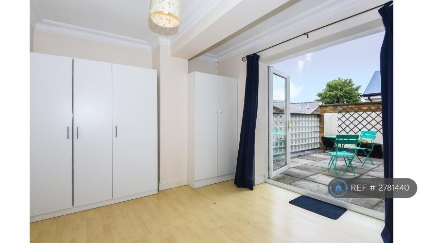 Second Bedroom Vacant