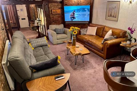 undefined, Hare Lane, Gloucester, GL1