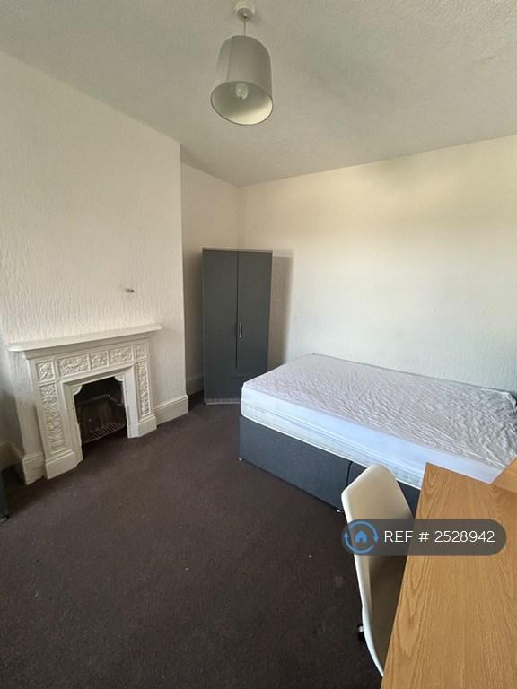 Room 4