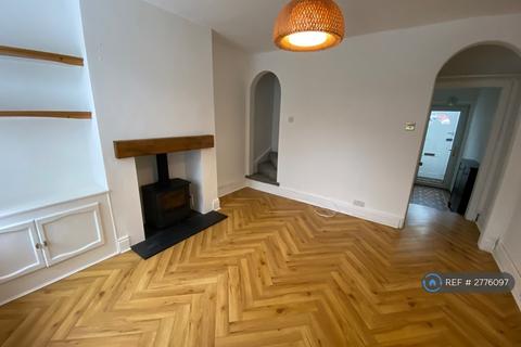 3 bedroom terraced house to rent, North Road, Harborne, Birmingham, B17