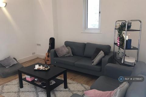 2 bedroom flat to rent, Huron Road, Balham, SW17