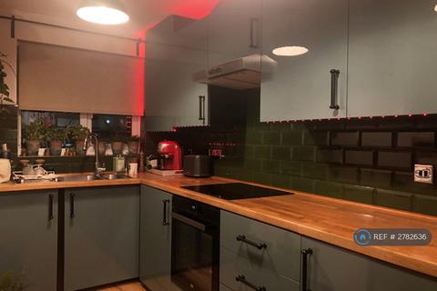 undefined, Bluebird Way, London, SE28